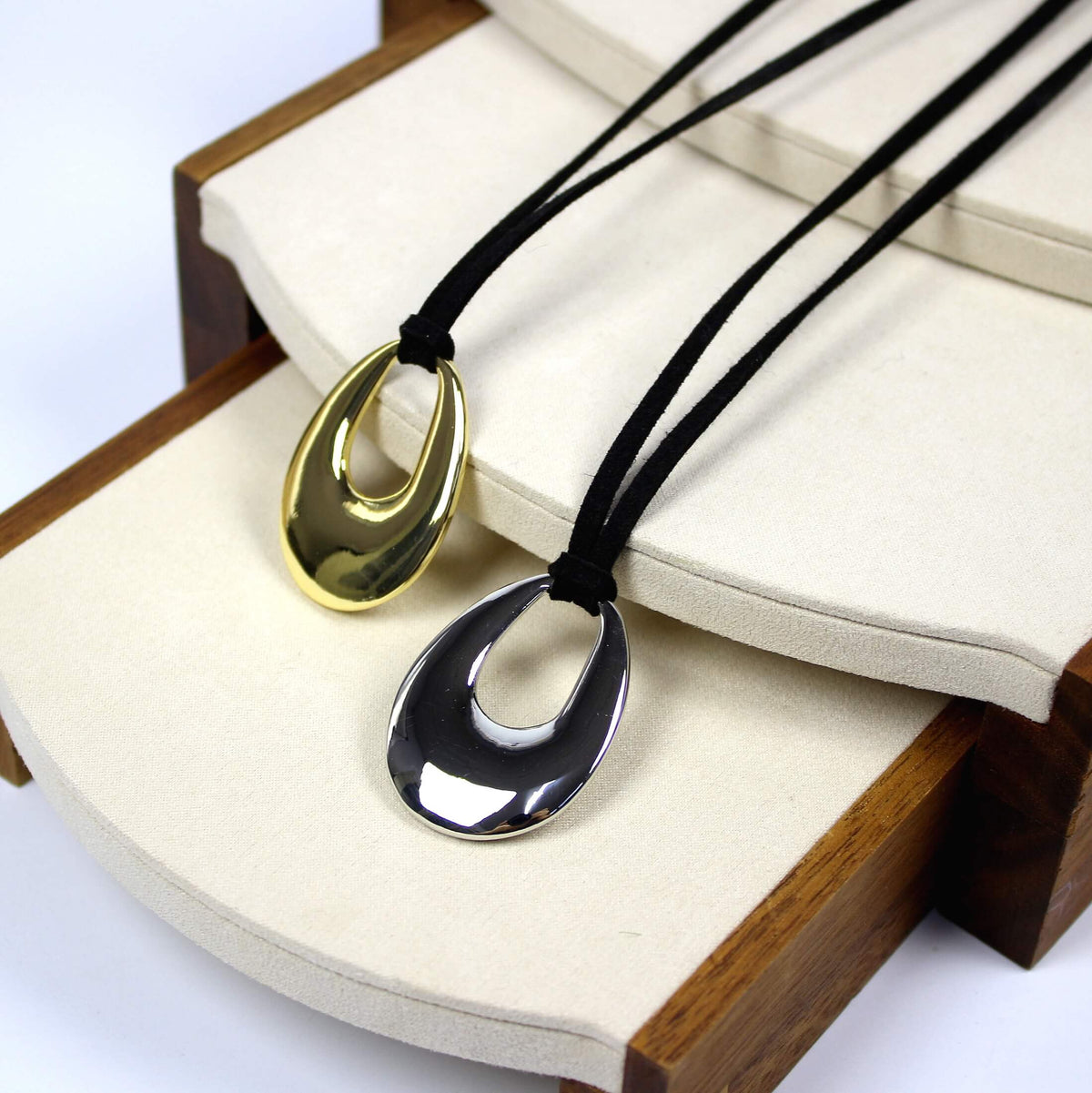 Puffed Teardrop Suede Necklace | GinaKimKR