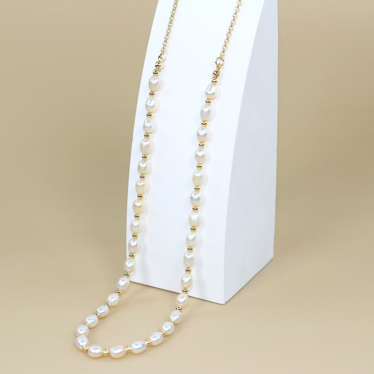 3-piece pearl jewelry gift set with necklace, Harmony Light bracelet, and baroque earrings displayed in elegant packaging